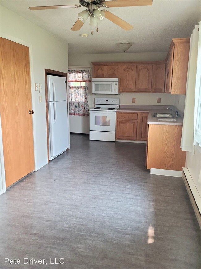 Foto del edificio - 2 br, 1 bath House - 2 Duff Ave
