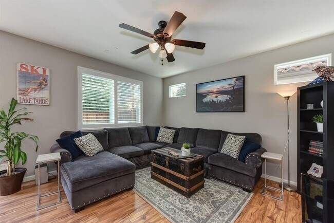 Foto del edificio - 6491 Brando Loop