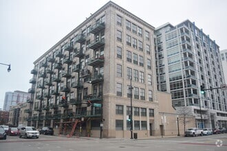 Building Photo - 1801 S Michigan Ave