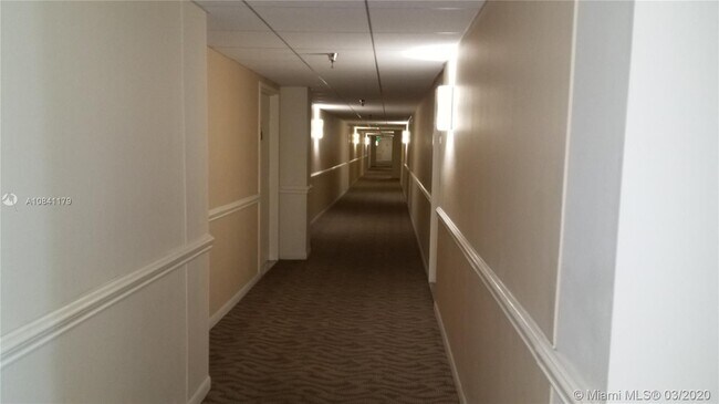 Foto del edificio - 290 174th St St