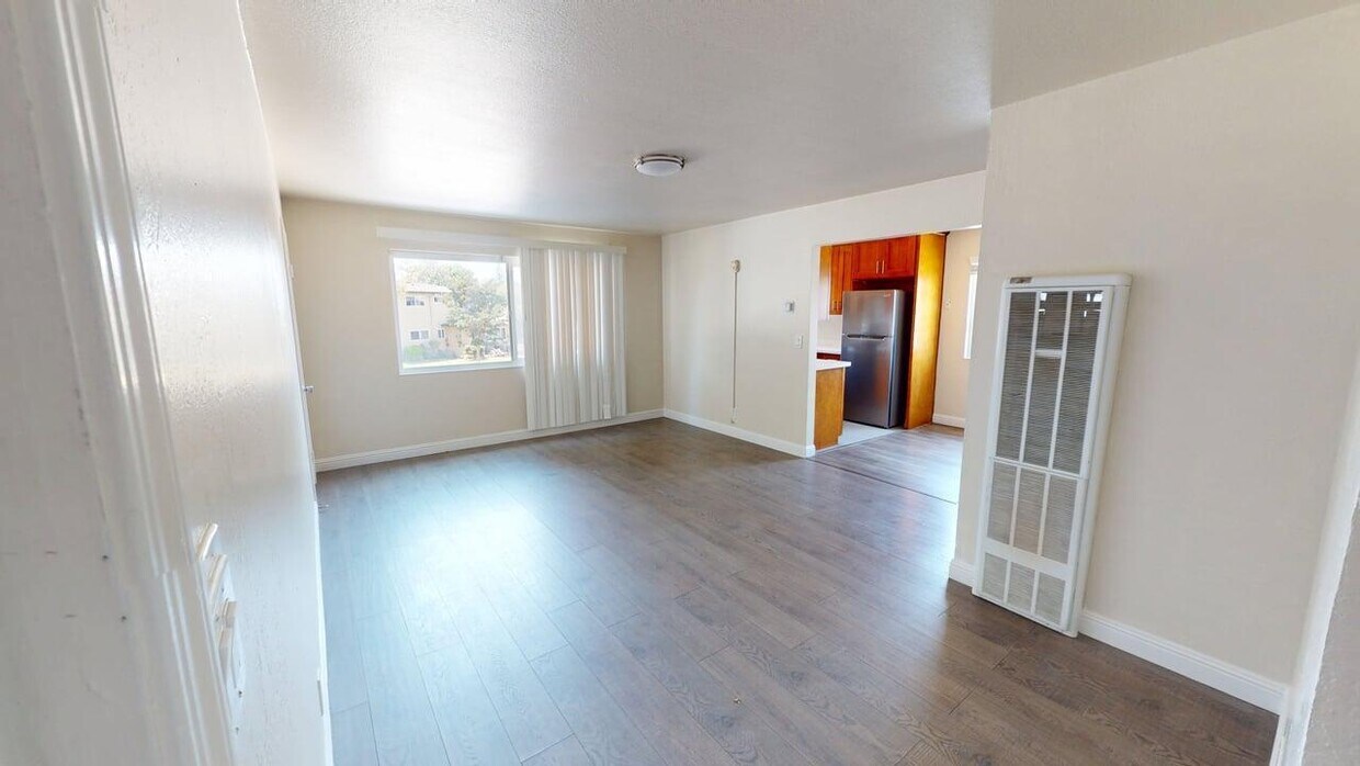 Foto principal - 2129 Monroe St