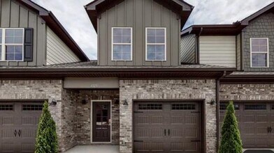 Building Photo - 4118 Suntropic Ln