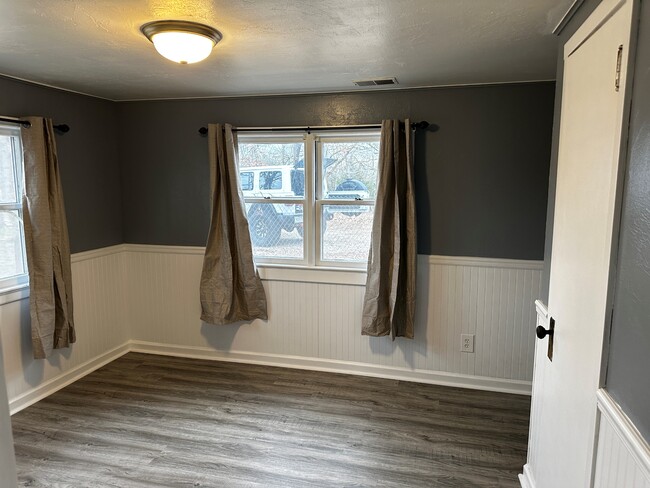 Building Photo - 26578 MO-5