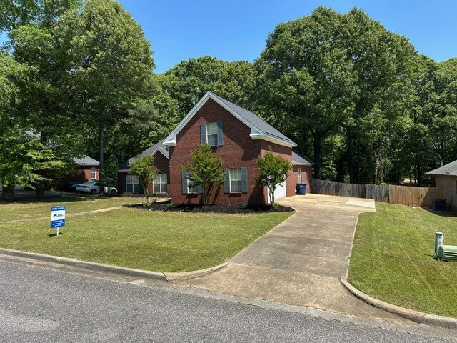 Foto del edificio - 297 Hickory Pl