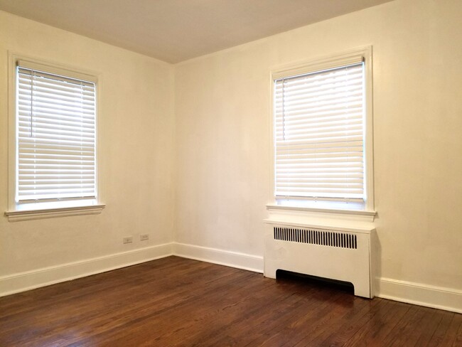 Bedroom - 53 Henry Ave