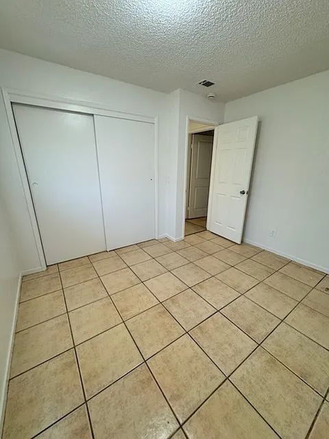 Foto del edificio - 2553 Glen- 2bd 1 bath