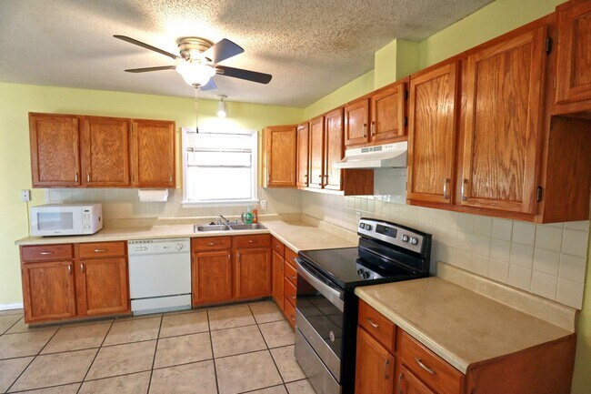 Foto del edificio - 3bedroom 2 bath remodeled