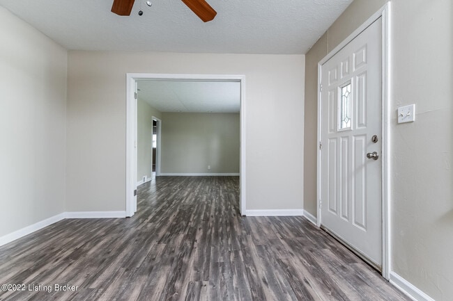 Building Photo - 3213 Penhurst Dr