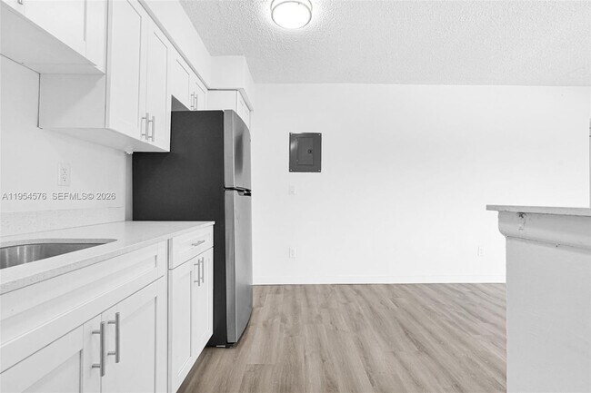 Foto del edificio - 13210 Memorial Hwy