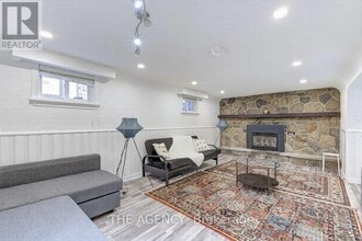 Building Photo - 82 Harrison Dr