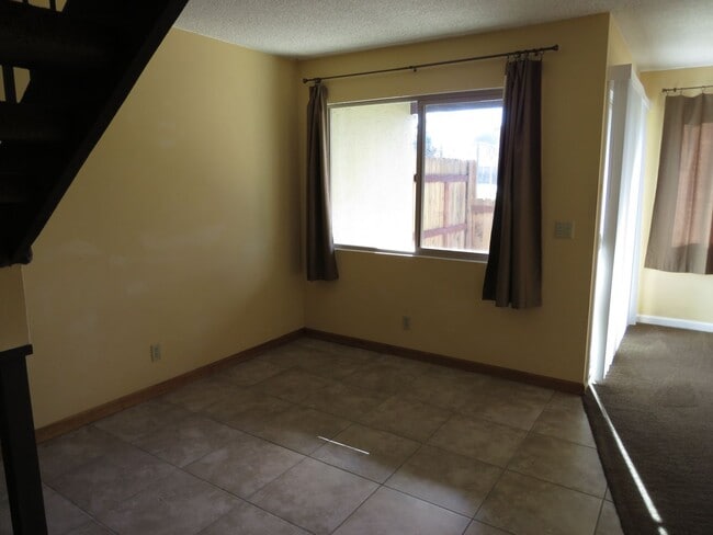 Building Photo - Large Two Story Condo In the Orcutt Bluffs with Easy Access to 135/Vandenberg SFB