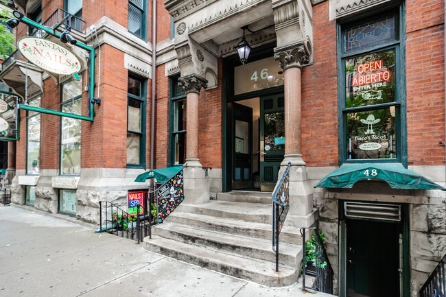 Building Photo - 42 E Chicago Ave