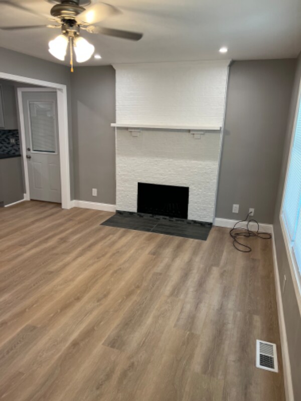 Building Photo - 6107 W 58th St
