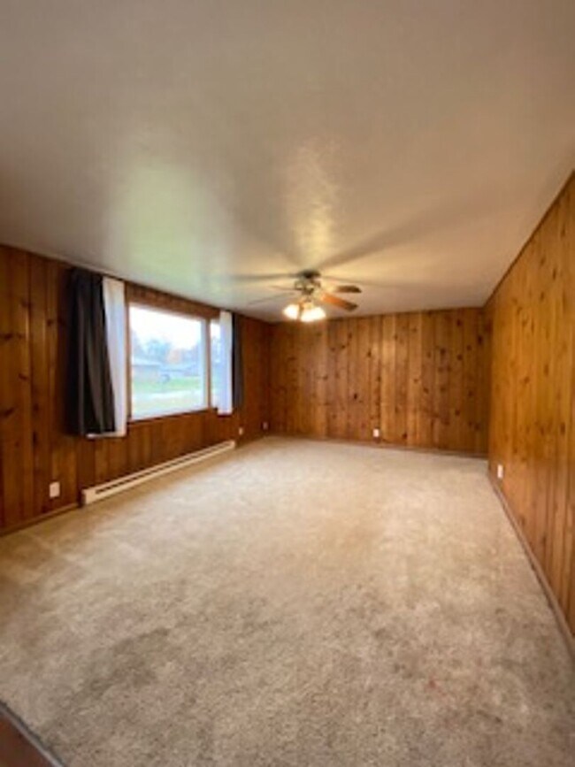 Foto del edificio - 59636 Rosedale Ave