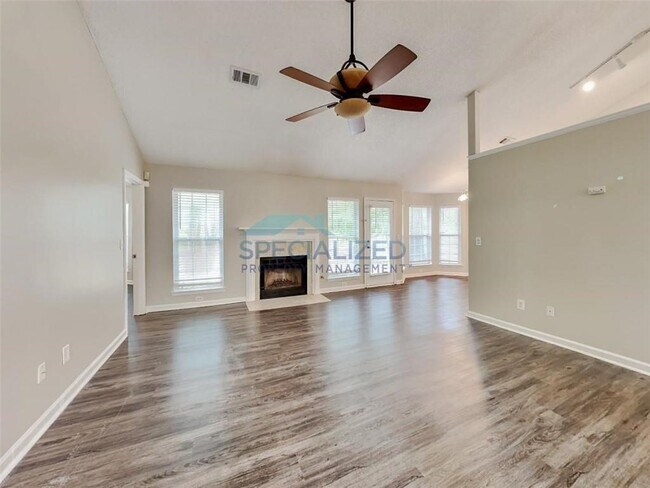Building Photo - 1613 Glynn Ct
