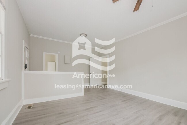 Foto del edificio - 12 Woodland Cir