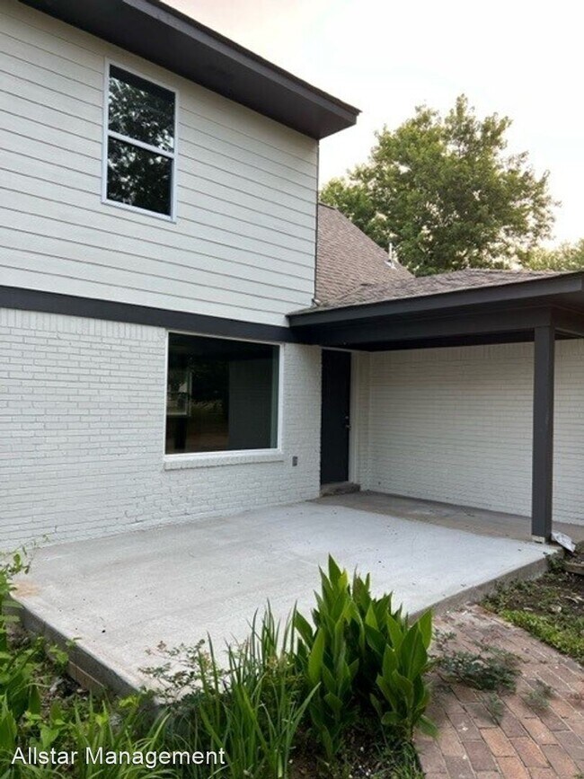 Building Photo - 5 br, 2 bath House - 475 Southwick Dr