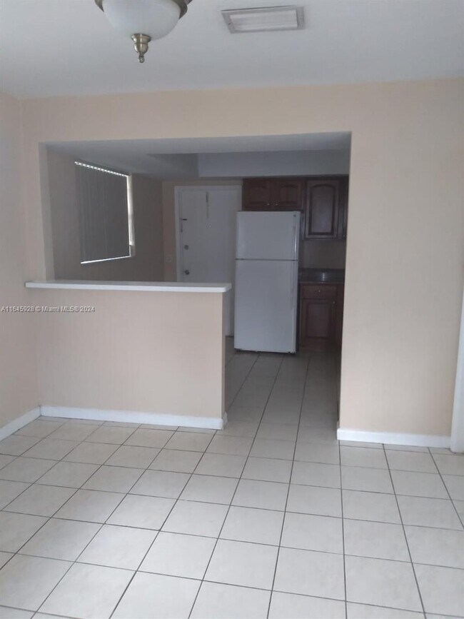 Building Photo - 6029 SW 34th St