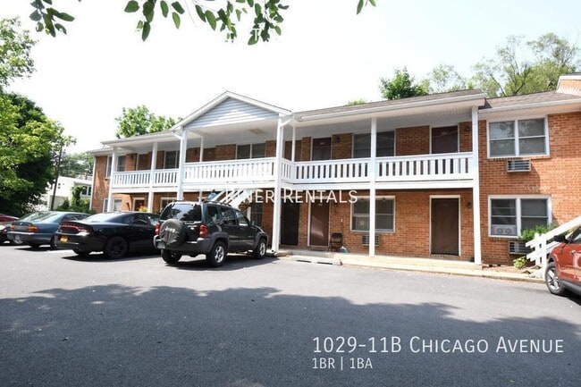 Photo - 1029-11B Chicago Ave Apartment