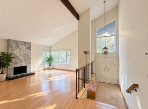 Building Photo - 100 Milani Ct