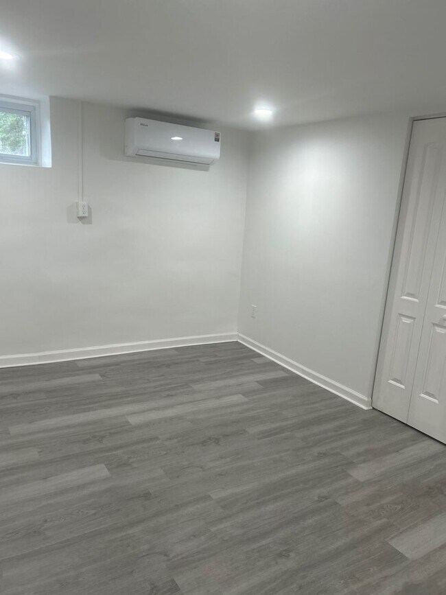 Foto del edificio - 111 E 38th St
