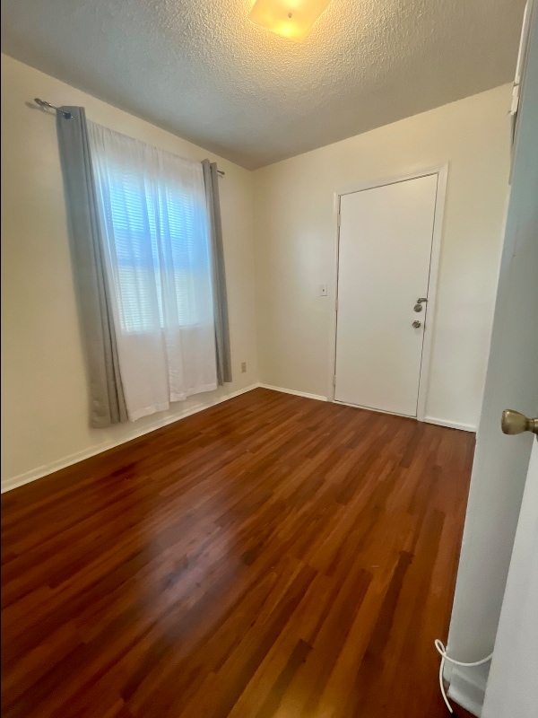 Photo - 15012 Lemoli Ave House