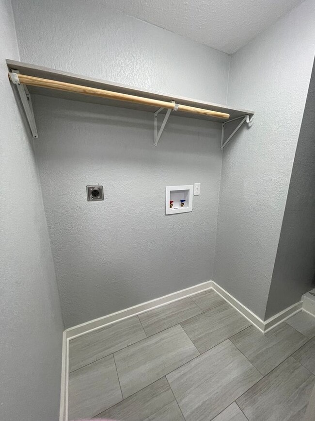 Foto del edificio - House for rent!