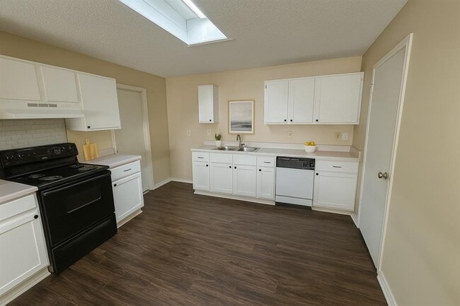 Building Photo - 6050 Summer Fest Dr