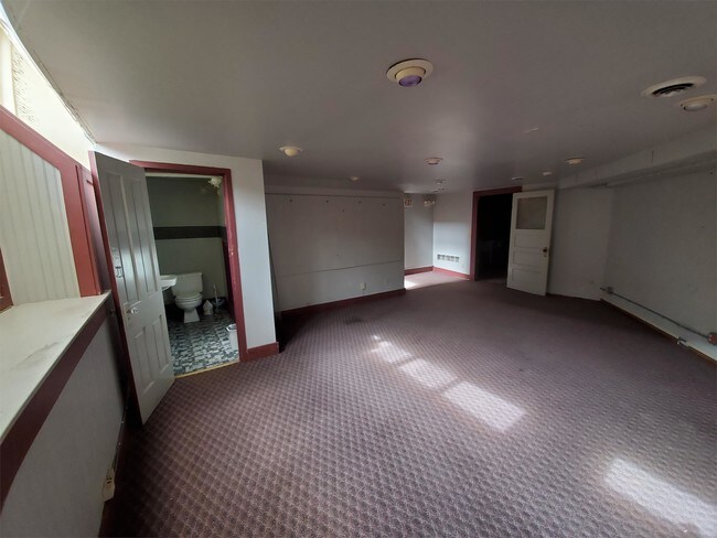 Foto del edificio - 163-165 W Huron St