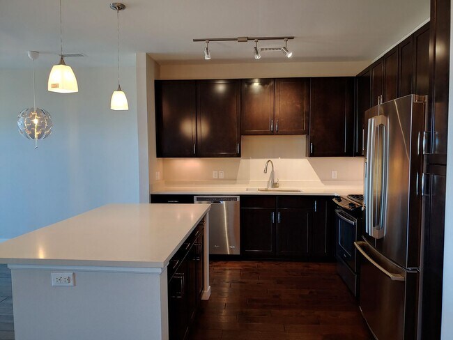Foto del edificio - Top floor 2bd 2 bath condo conveniently located in Broomfield!