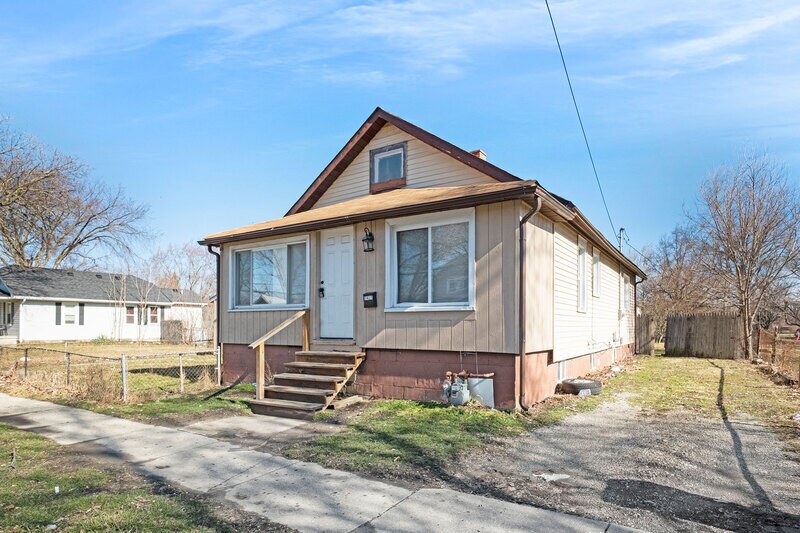 1427 Peters St, Monroe, MI 48161 House Rental in Monroe, MI