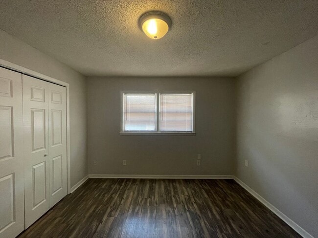 Building Photo - 131 Wall St