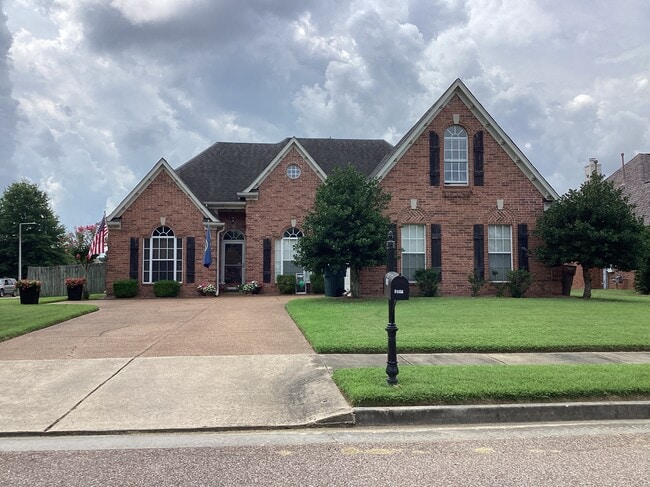 Building Photo - 8183 White Wing Cove W