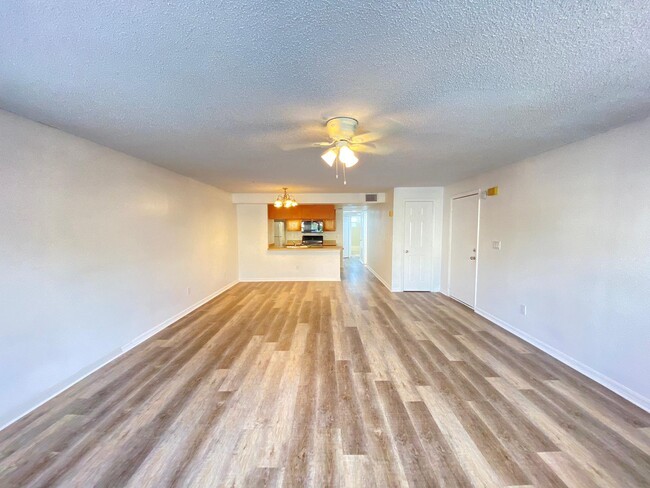 Building Photo - 2751 N Poinciana Blvd