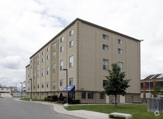 Building Photo - DuPont Loft Residences