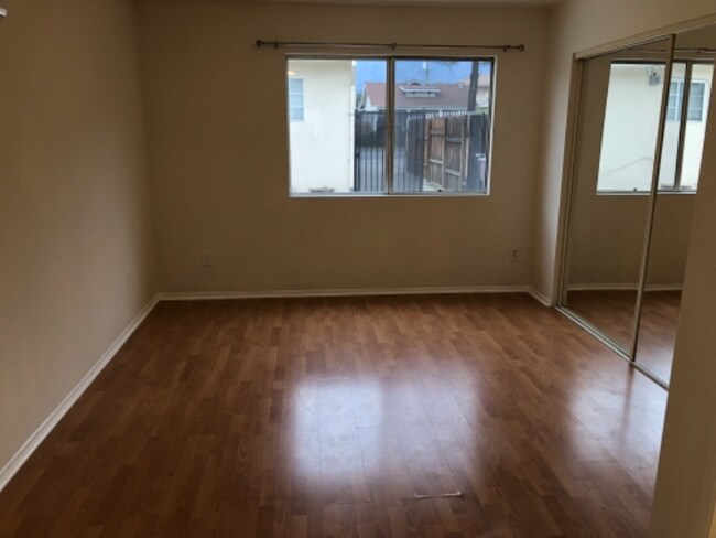 Foto del edificio - 638 Salem St