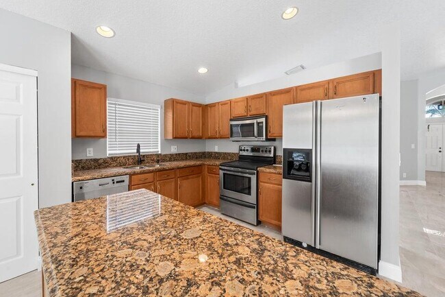 Foto del edificio - 15079 Corby Ct