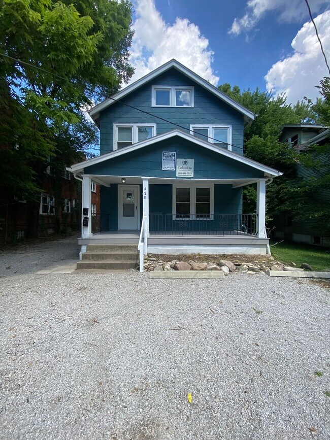 Building Photo - 428 E Lane Ave