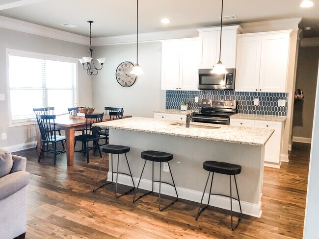 Foto del edificio - 192 Towns Walk Dr