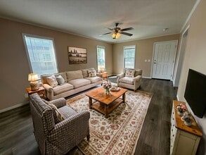 Building Photo - 12452 St James Ct