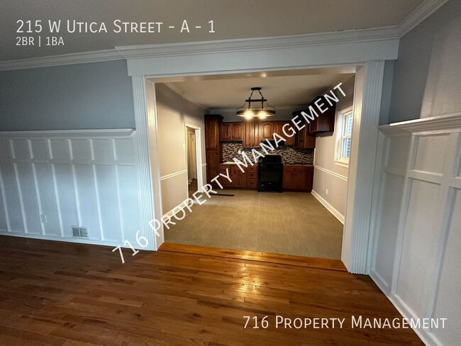 Building Photo - 2 Bedroom Apartment located near Elmwood V...