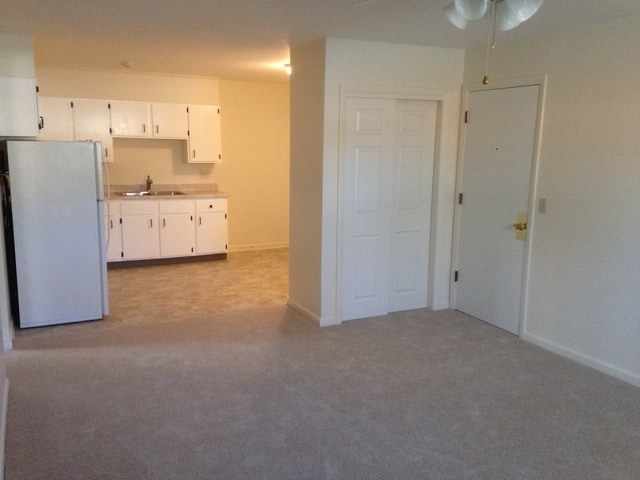 Building Photo - 22 Daley St