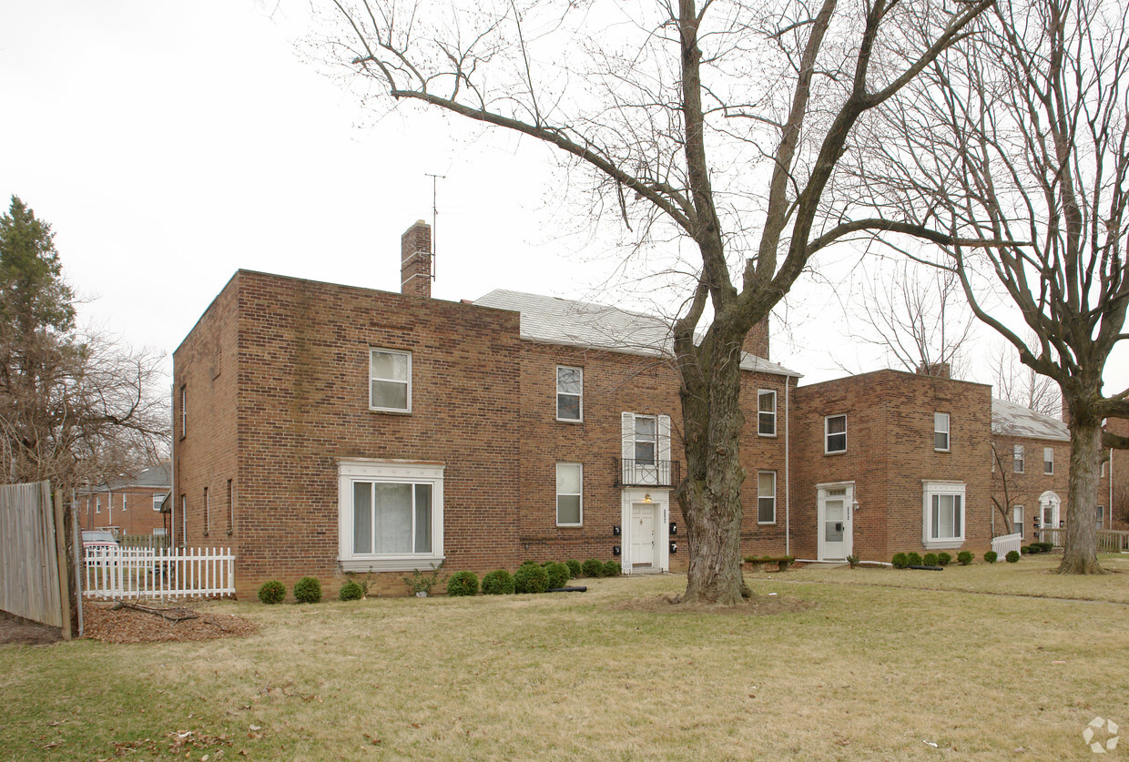 Building Photo - 3387-3391 E Broad St