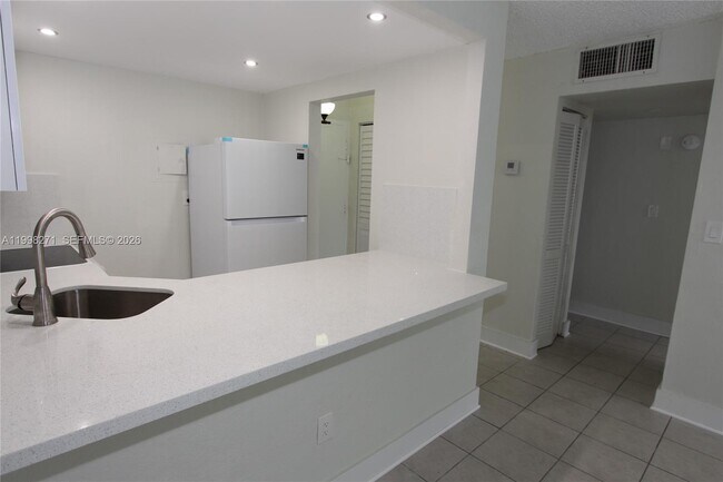 Foto del edificio - 4550 NW 9th St