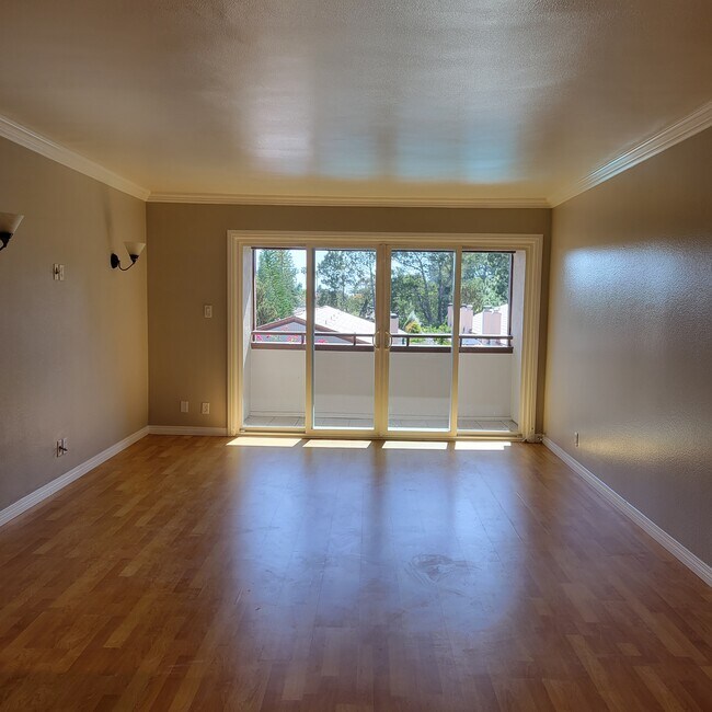 Living Room - 5917 Armaga Spring Rd