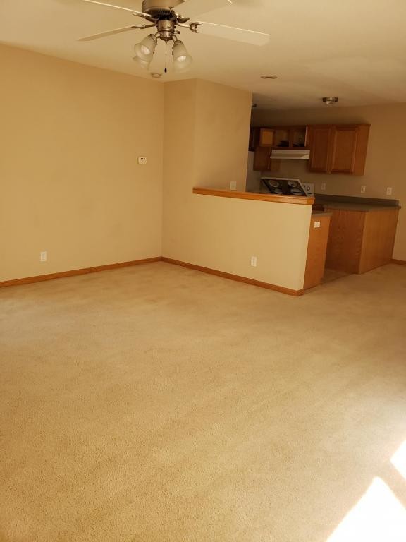 Building Photo - 2403 DEERFIELD