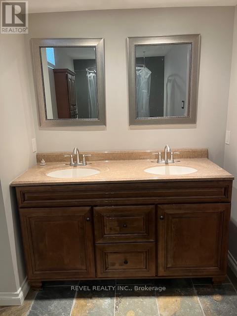 Photo du bâtiment - 62 Cook St