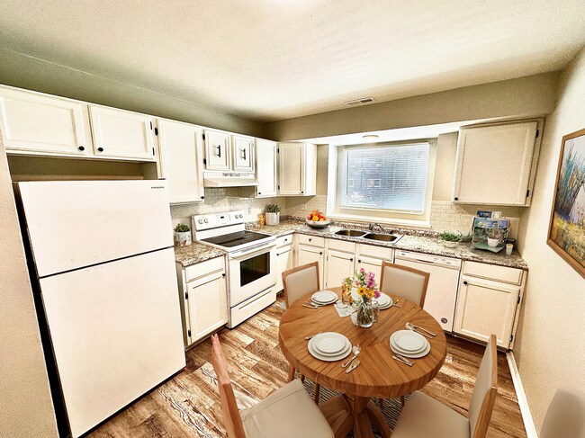 Foto del edificio - $500 off your 1st month!