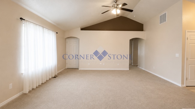 Building Photo - Fantastic Home In Nampa!