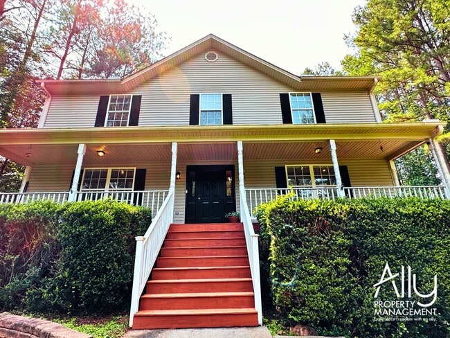 Building Photo - 257 White Cedar Rd
